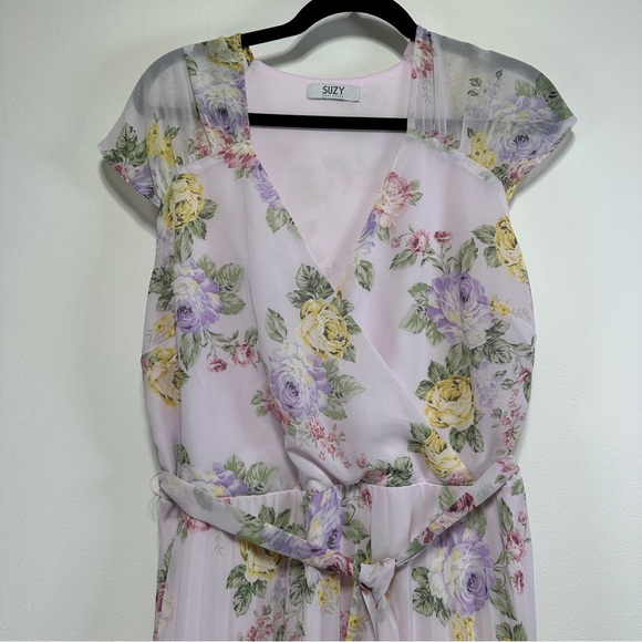Suzy Shier | Pastel Pink Floral Pleated Maxi Dress | Size L - Picture 3 of 10